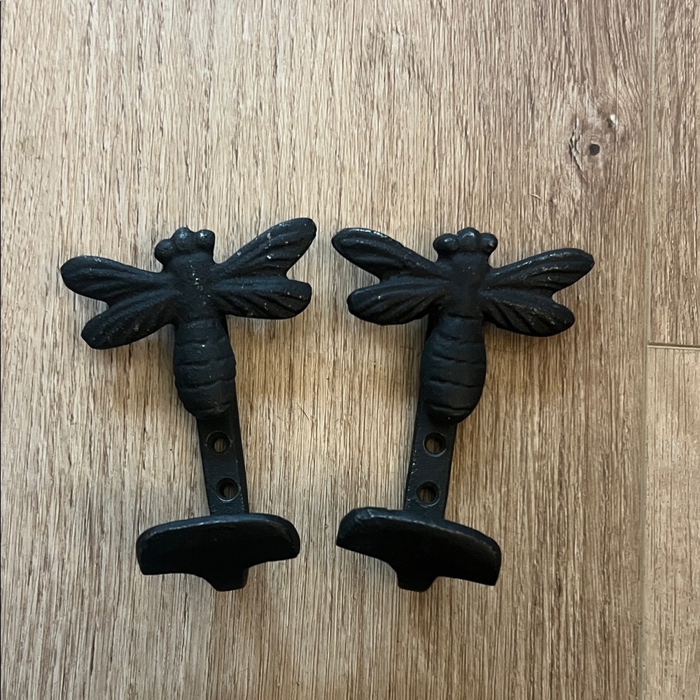 Southern Living At Home Black Dragonfly Wall Hooks